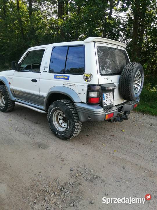 Mitsubishi Pajero 2 30V6 150 bez korozji napęd 4x4 Częstochowa