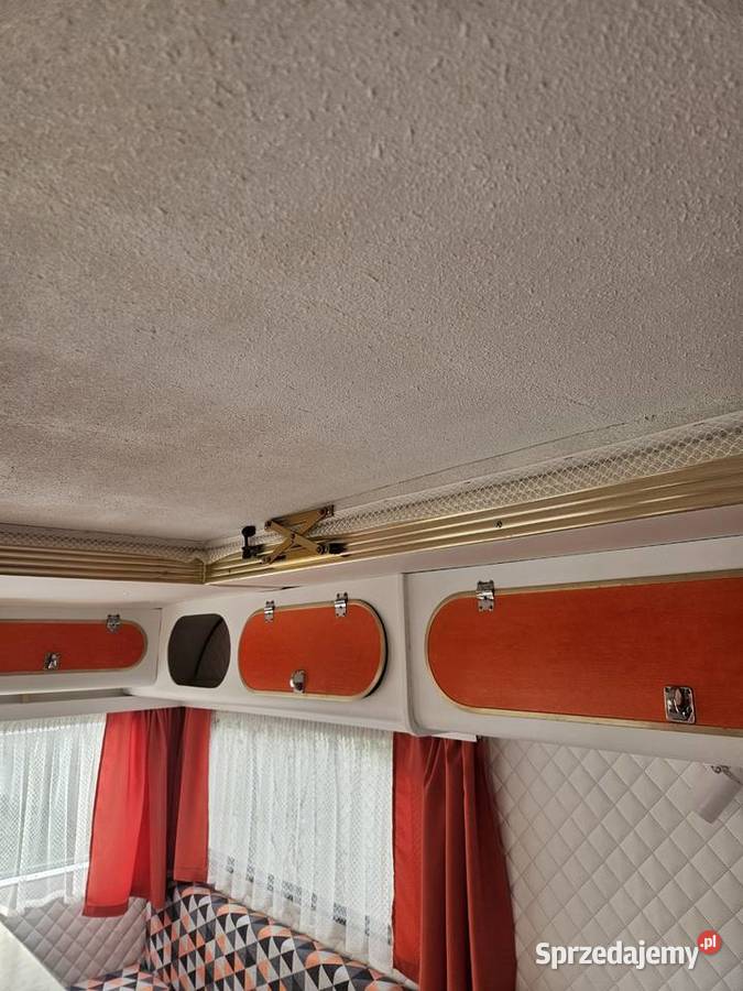 Przyczepa kempingowa retro toaleta Lębork