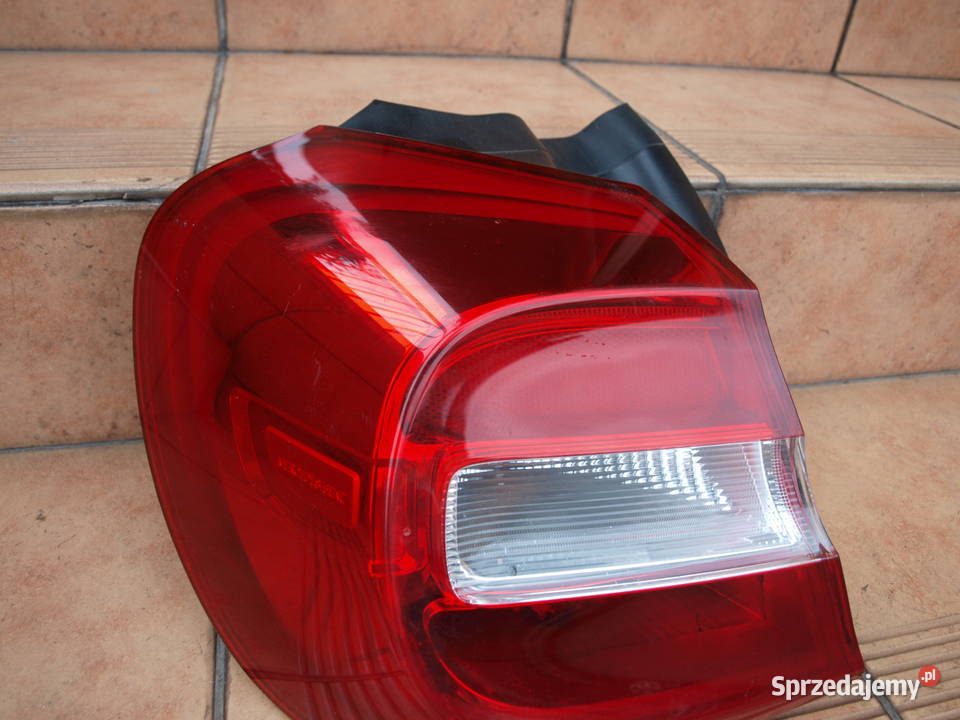 Mercedes GLA X156 W156 lampa lewa tył zwykła Kalisz sprzedam