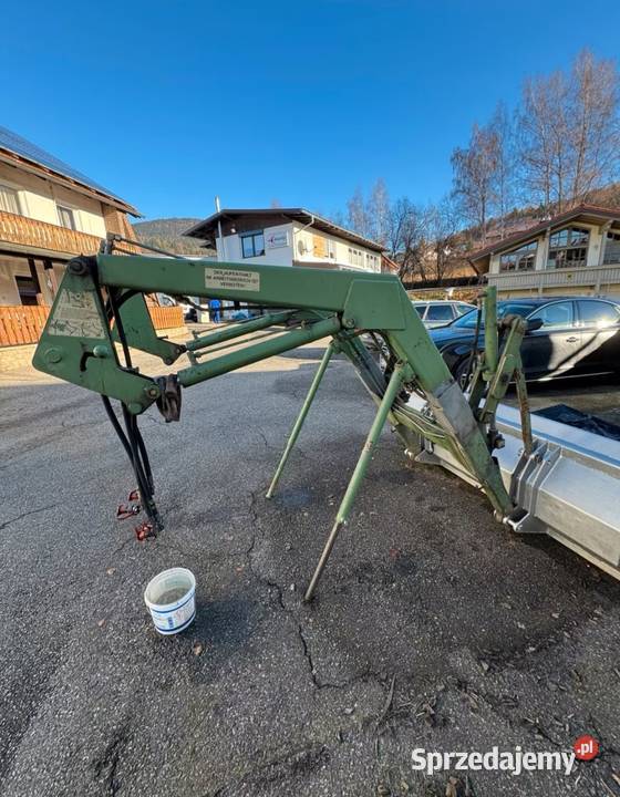 Sprzedam tura nieuszkodzony