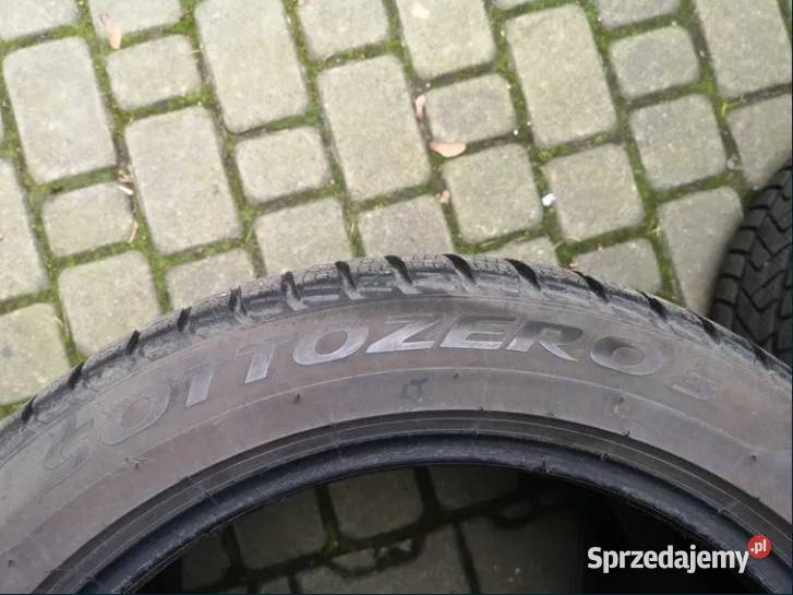 Opony zimowe Pirelli Sottozero 3 225x55x18
