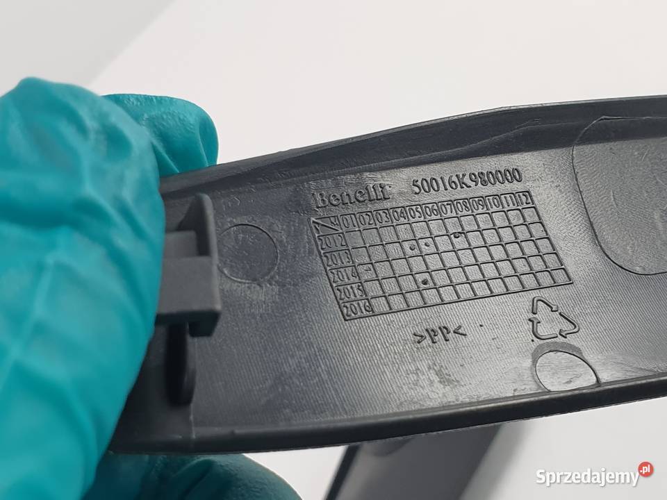 Oslona Boczek Nakladka Owiewka Benelli 302 Łódź