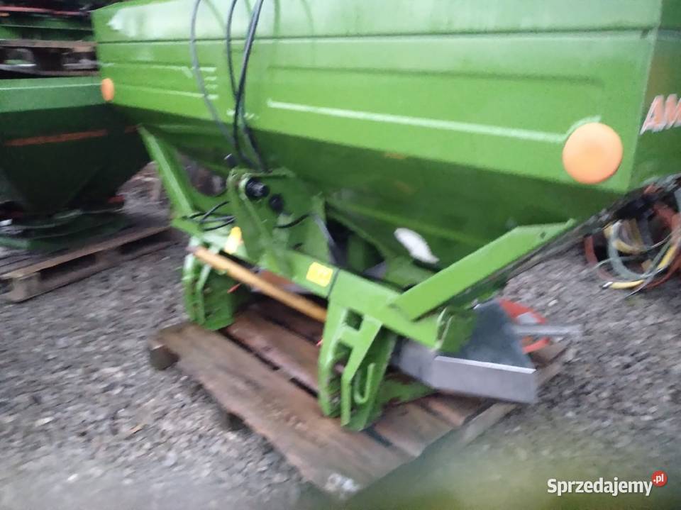 Rozsiewacz do nawozu Amazone M 1500 Aleksandrów