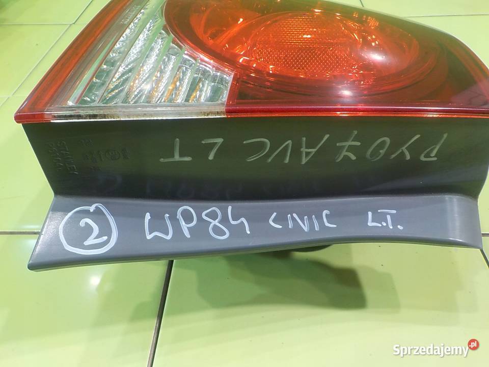 CIVIC VIII 07r SEDAN 4D lampa lewa tyl Lampy tylne mazowieckie Suków