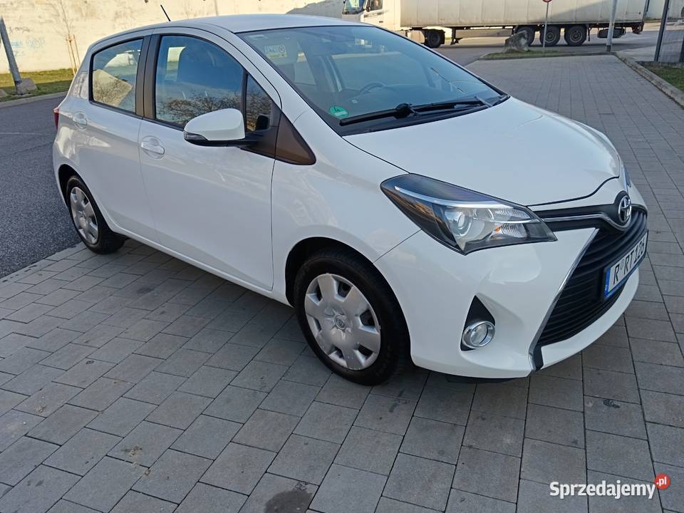 Toyota Yaris serwis w ASO6biegowa 13 nie 10 Tarnów