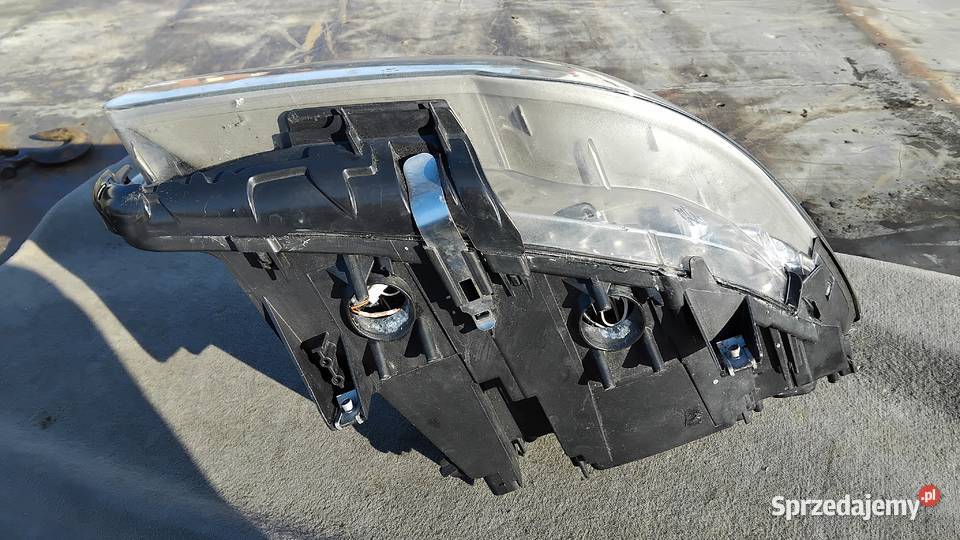 BMW 5 F10 F11 Bi xenon skrętny ORG EU Mielec