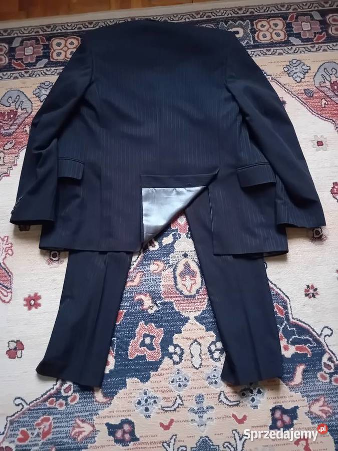 elegancki garnitur czarny szczupły symboliczną mazowieckie Warszawa sprzedam