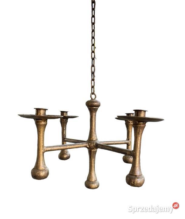 Ludowy świecznik wiszący z kutego żelaza