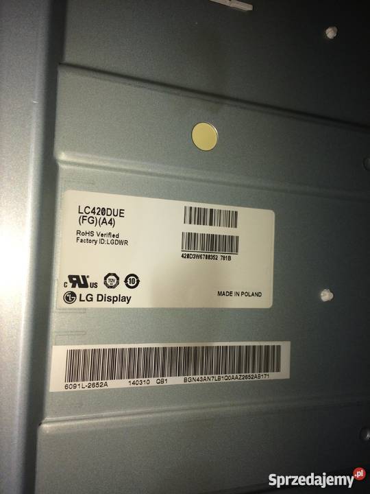 LG 42LB5700 uszkodzona matryca LC420DUE na LED sprzedam