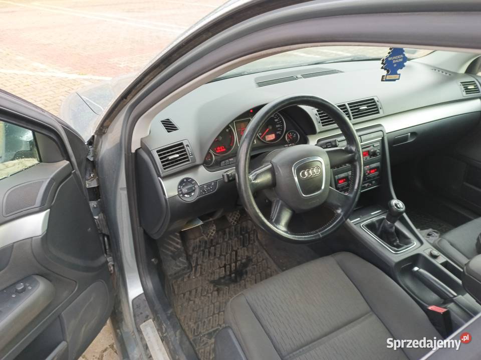 Audi a4b7 benzyna Opoczno