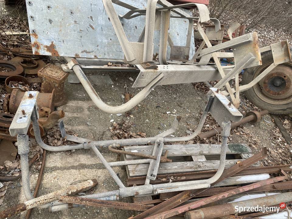 Kosze na koło zapasowe naczepa standard mega Żmigród