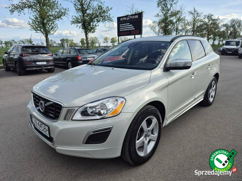 Volvo XC 60 Volvo XC60 D3 RDesign Perfekt Car I komputer pokładowy Gniewkowo