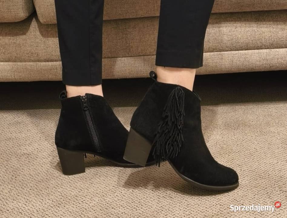 Botki z naturalnego zamszu czarny