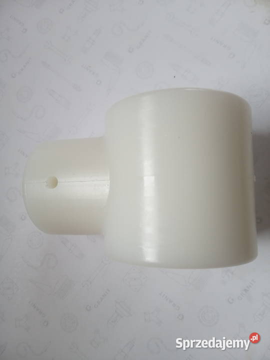 Panewka plastikowa palca nagarniacza Holland