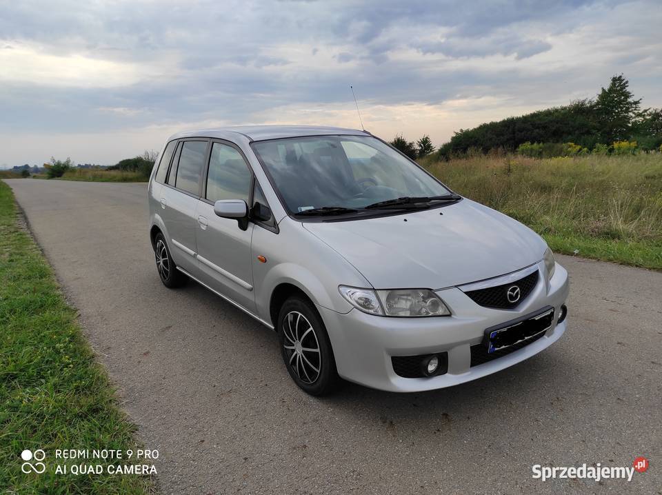 Ładna Mazda Premacy bez korozji 7 osobowa