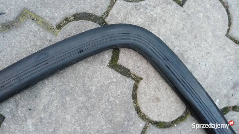 Polonez Caro plus uszczelka szyby tyl