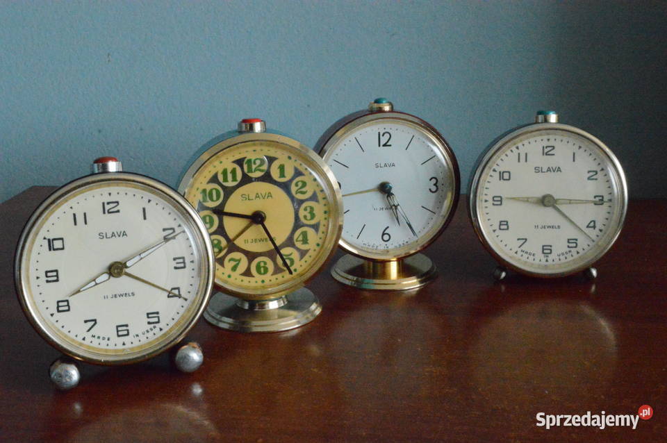 KOLEKCJONERSKI CZARNY BUDZIK SLAVA 11 JEWELS sprzedam