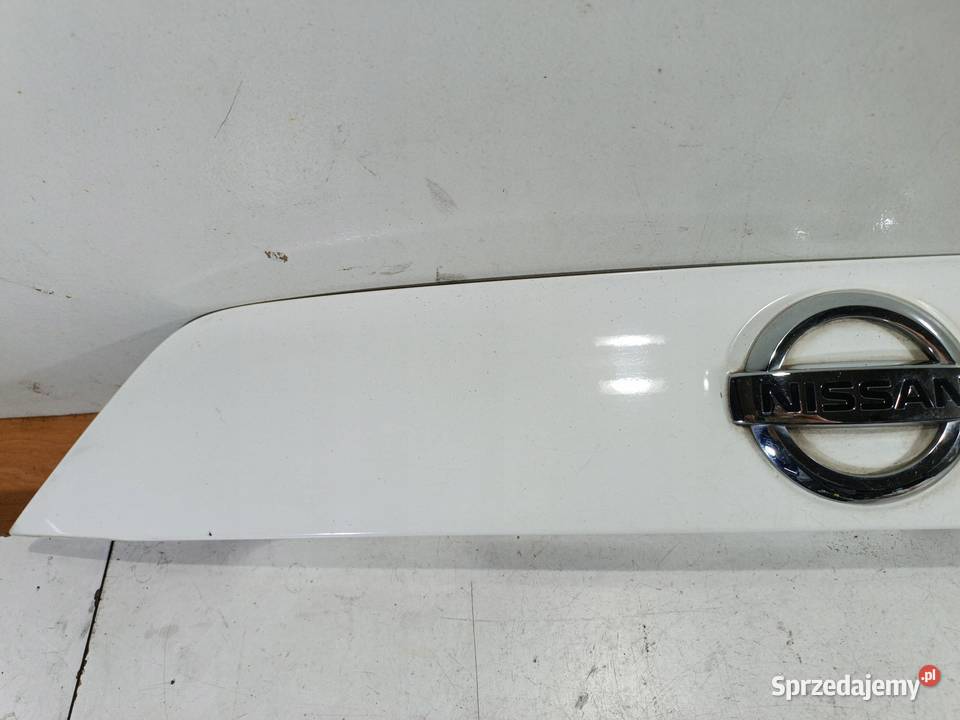 BLENDA KLAPY BAGAŻNIKA 326G NISSAN QASHQAI J11