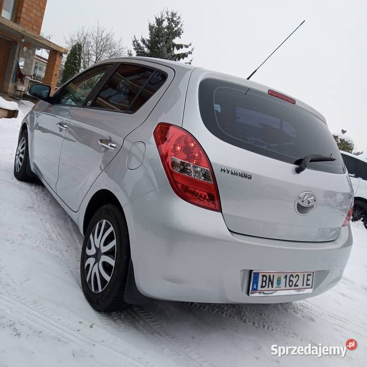 Hyundai i20 12 benzyna sprowadzony 5 drzwiowy przyciemniane szyby Radom