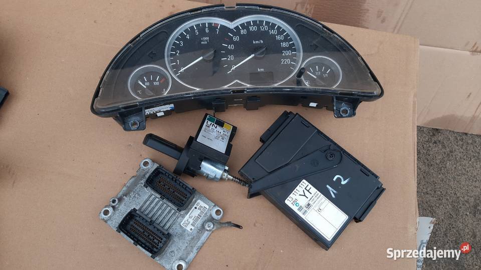 zestaw startowy opel corsa c 12 16V 80 z12xep osobowe