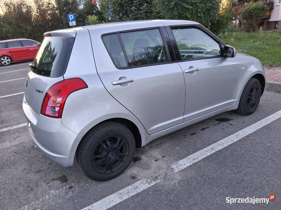 Suzuki Swift 2009r 13BLpgKlimaZarej Poniatowa-Kolonia