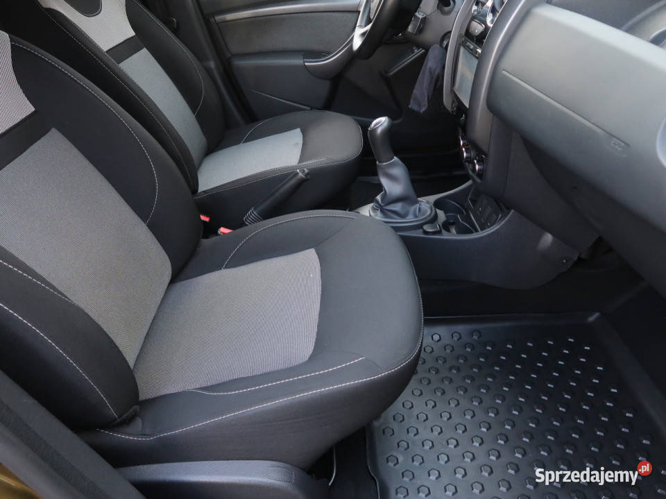 Dacia Duster 16 SCe hak