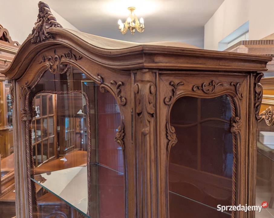 piękna witrynaserwantka ludwikowska orzechsklep śląskie Dąbrowa Górnicza