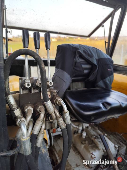 Ursus C360 z turem i łyżką stan Zbydniów