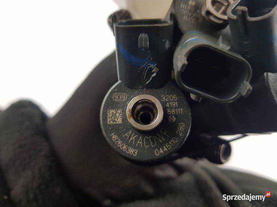 WTRYSKIWACZ 0445110280 SCENIC II Lipno