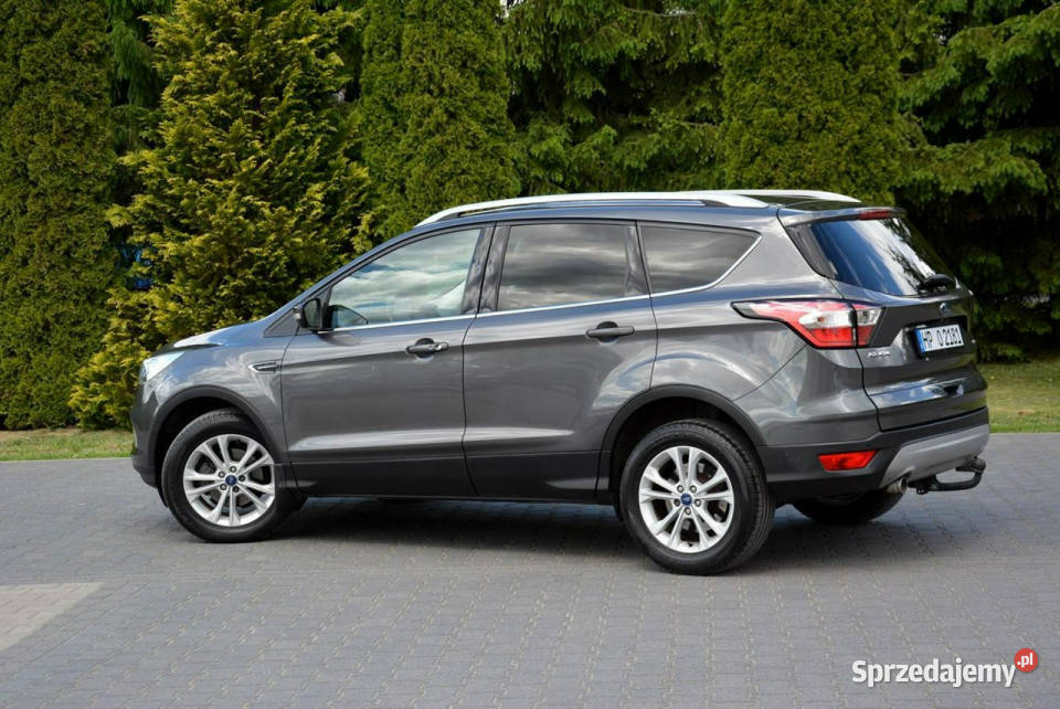 Ford Kuga Radar ACC Sony Navi półskóry elFotel gniazdo SD Samochody osobowe