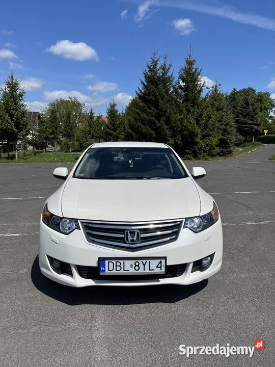 Honda accord VIII 20 LPG welurowa tapicerka Gierałtów
