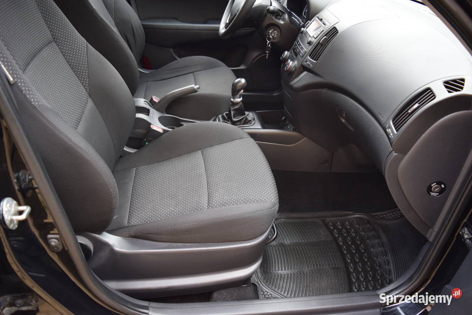 HYUNDAI i3014i 109 100Bezwypadkowy Okazja Model i30 Olsztyn sprzedam