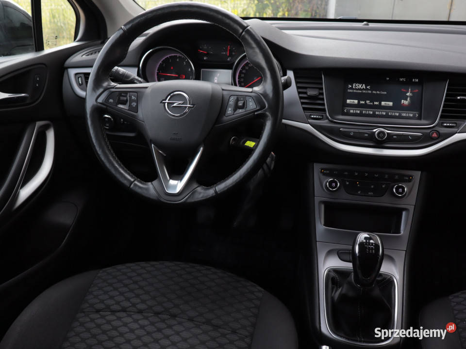 Opel Astra 12 Turbo