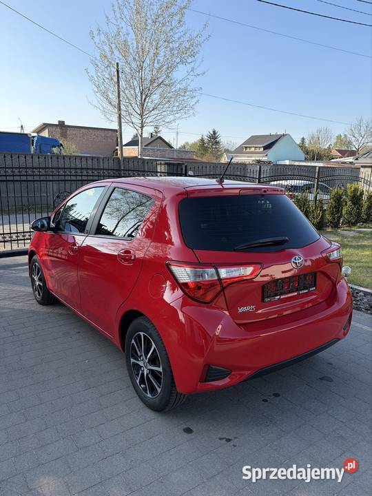 Toyota Yaris 15 Benz 2018 czujnik deszczu