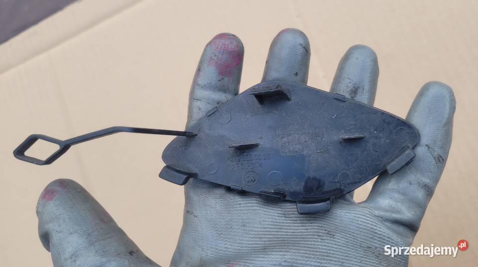 MERCEDES E KLASA W212 LIFT 1316 ZAŚLEPKA HAKA osobowe śląskie Ruda Śląska