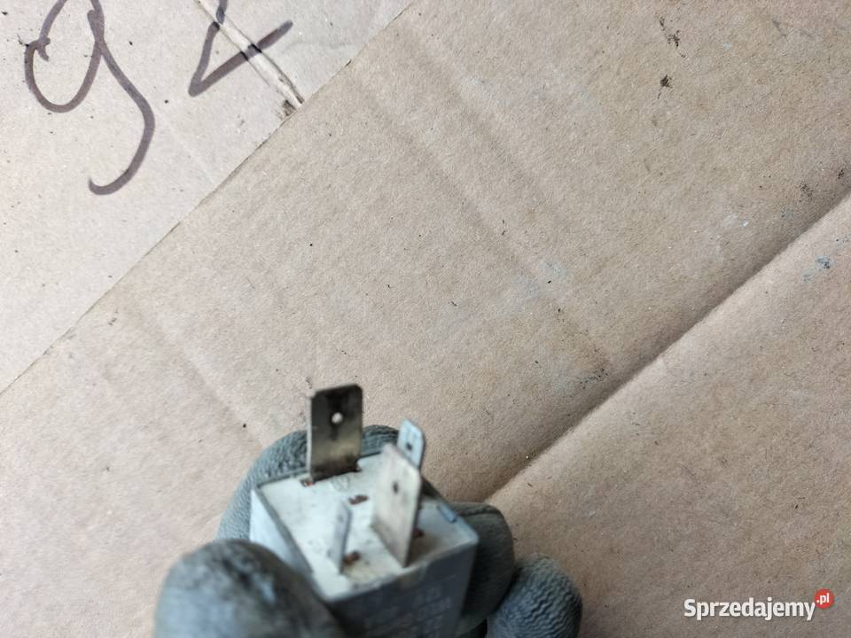 PRZEKAZNIK AUDI VW SEAT SKODA 1 171906383 osobowe Kamień-Kolonia