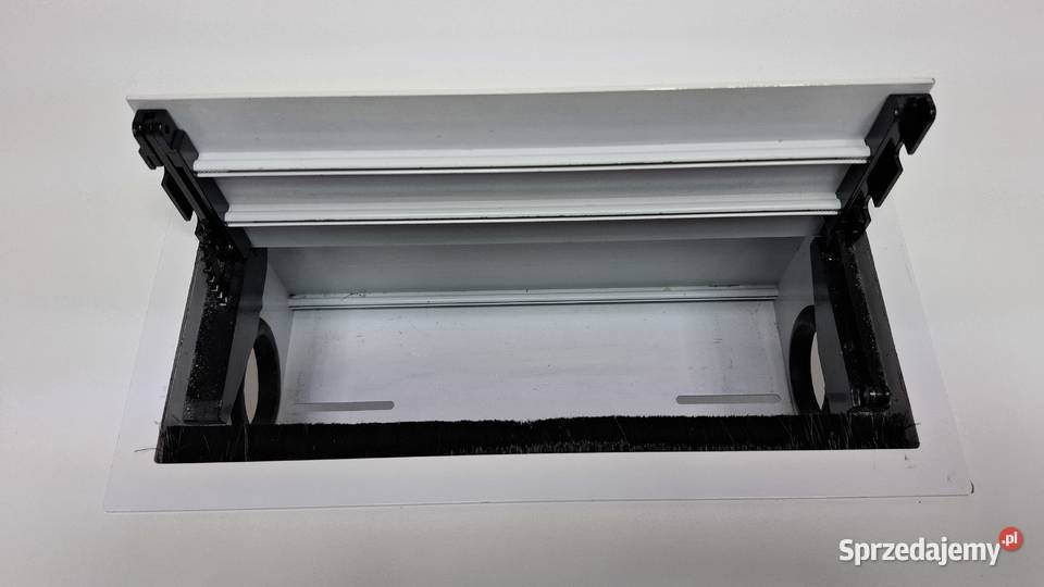 Stół konferencyjny Kinnarps 180x100 biały