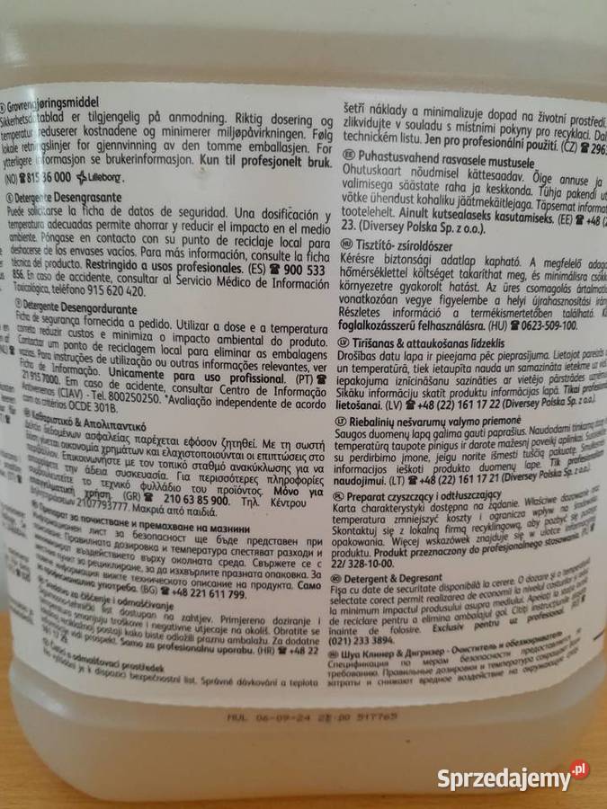 Sprzedam płyn do mycia i oddtłuszczania poj 5l