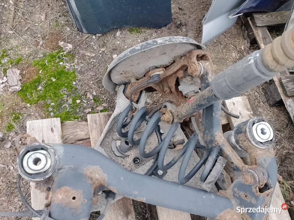 Belka tylnia audi a4 b6 Avant osobowe Wyrzysk
