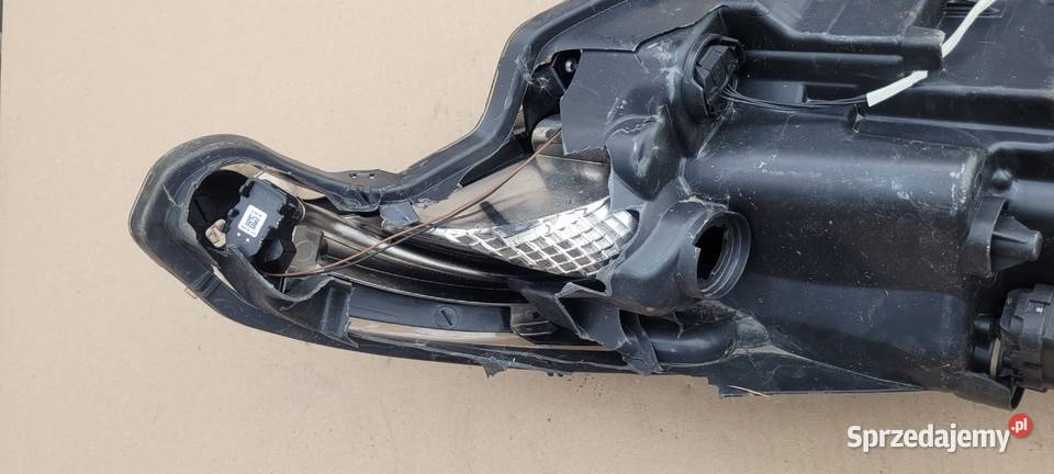 PEUGEOT 108 REFLEKTOR LAMPA PRZÓD LEWA LED Ruda Śląska sprzedam
