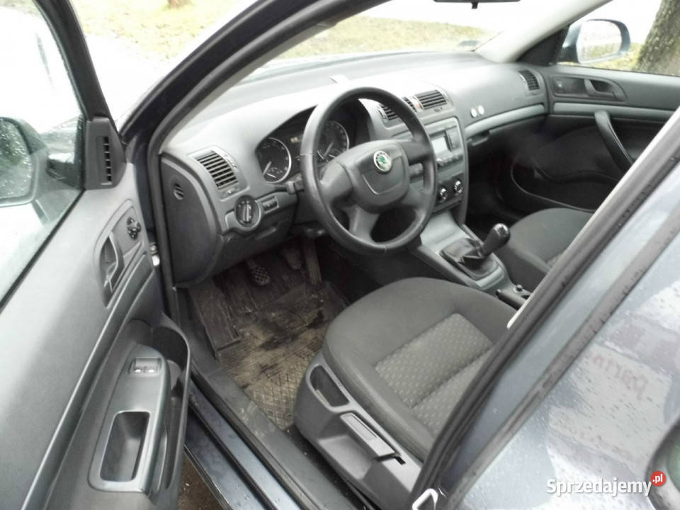 koda Octavia 16 mpi salon polska II 20042013 Rok produkcji 2012 Łódź