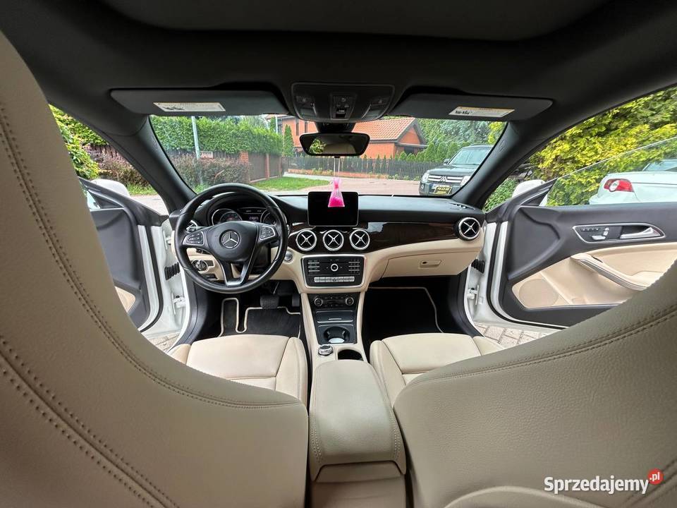 MercedesBenz CLA 250 z 2018 roku automatyczna Warszawa