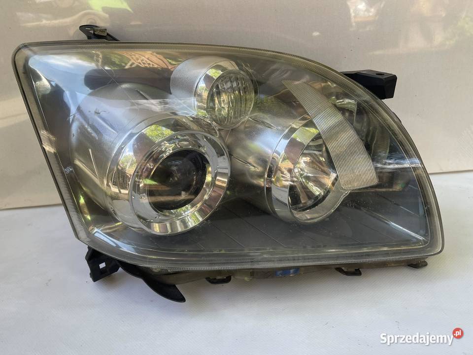 TOYOTA AVENSIS T25 LIFT PRAWA LAMPA PRZÓD Ostroróg