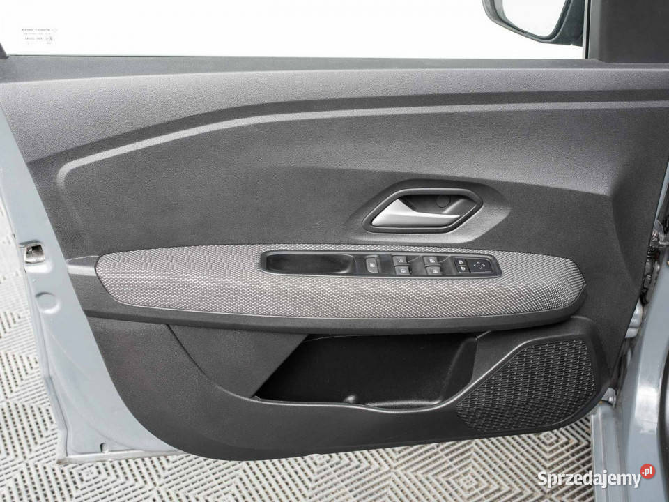 Dacia Sandero WD7574R10 TCe Expression Czcof LED Pępowo