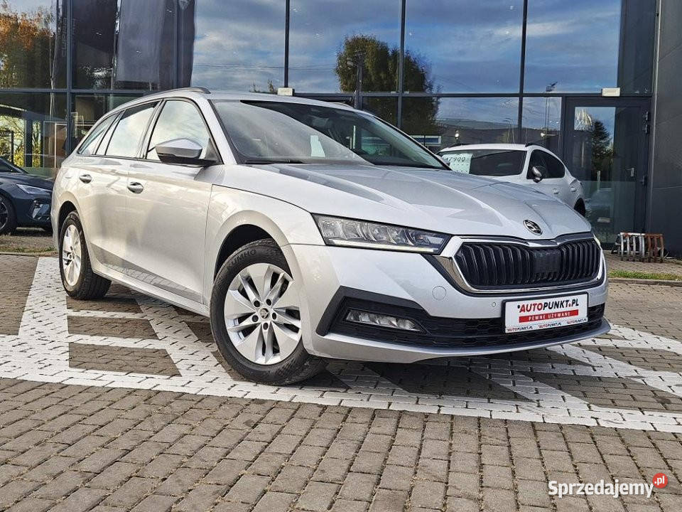 Skoda Octavia 2022r FV23 ASO LED FrontLaneAssist diesel Kraków