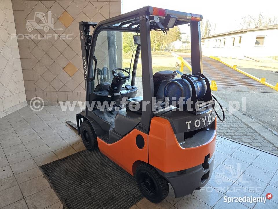 Wózek widłowy TOYOTA 8FGF18 wolny skok 8FG18 Lędziny
