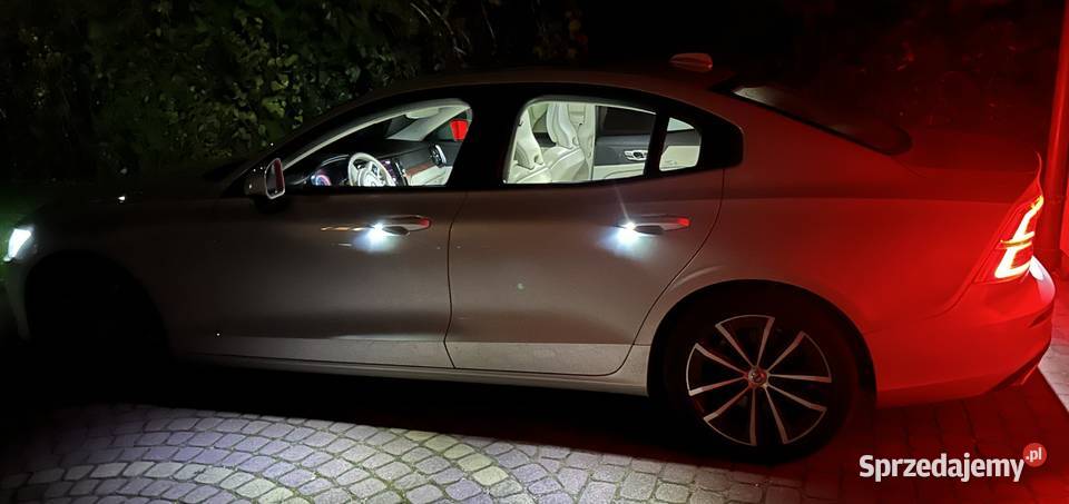 VOLVO S60 20 benzyna 310 AWD Momentum Pro Legionowo sprzedam