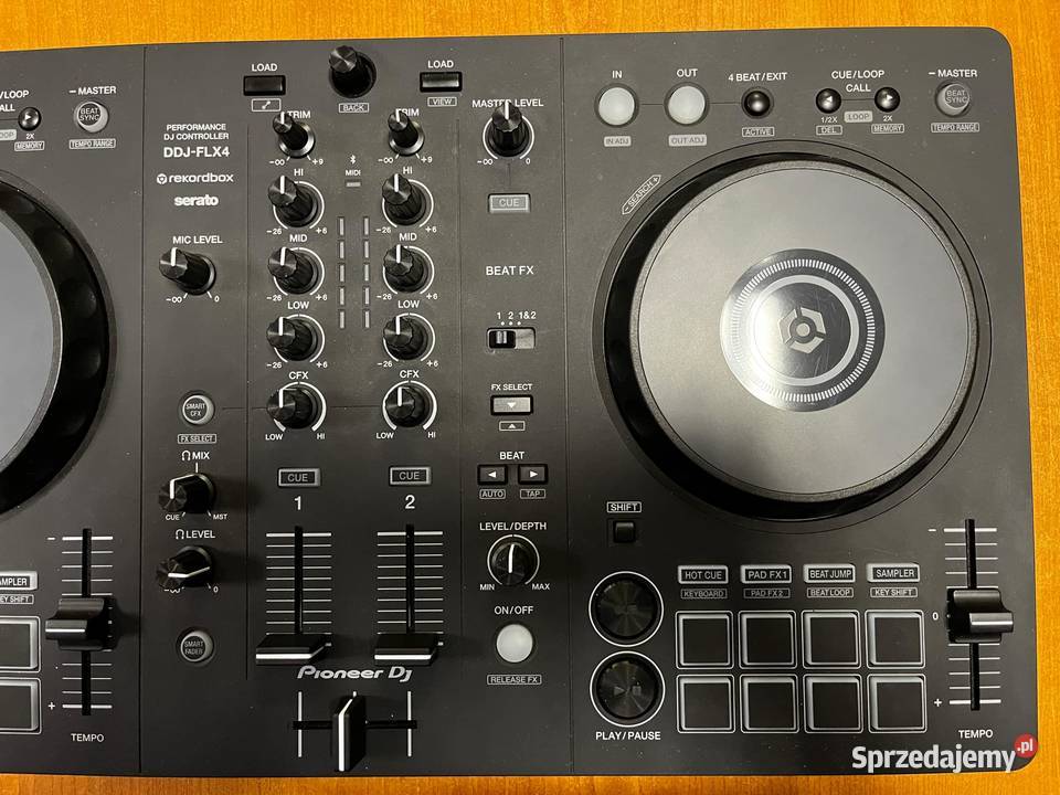 DDJ-FLX4 - マルチアプリ対応2ch DJコントローラー (Black)