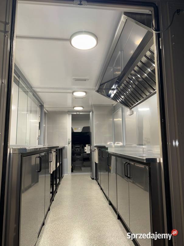 Samochód gastronomiczny Food truck Mercedes Mercedes-Benz Koło