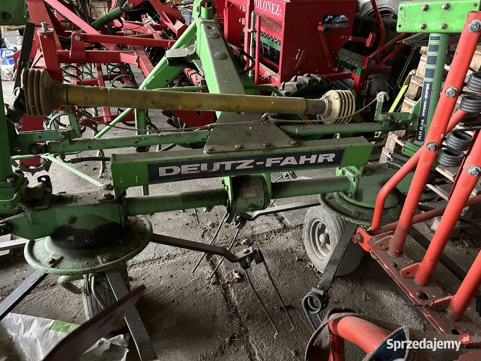 Przewracarka przetrząsarka do siana deutzfahr KH Dąbrowa-Dołęgi